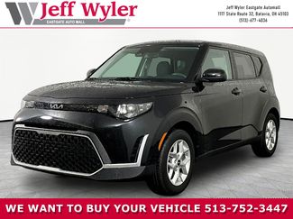 Used 2025 Kia Soul LX FWD video 1