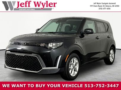 Used 2025 Kia Soul LX