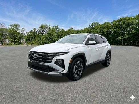 Used 2025 Hyundai Tucson SEL FWD image 4