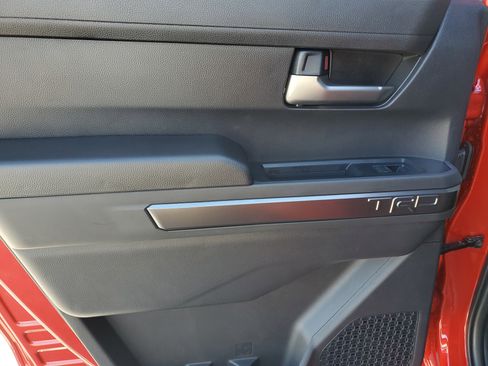 Used 2025 Toyota Tacoma TRD Sport image 14