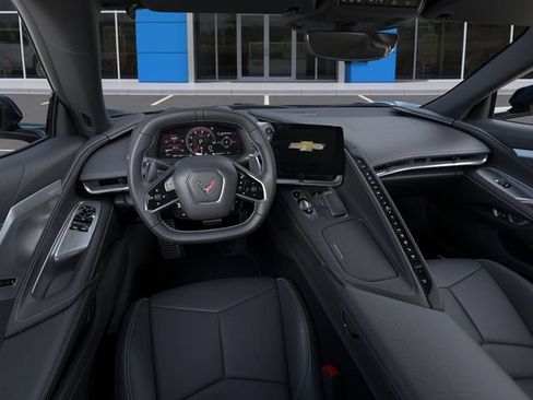 Used 2022 Chevrolet Corvette Stingray Preferred Cpe w/ Z51 Performance Package RWD image 17