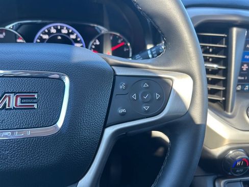 Used 2023 GMC Acadia Denali w/ Black Diamond Edition AWD/4WD image 18