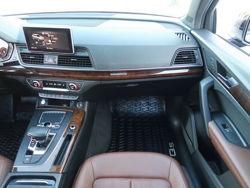 Used 2019 Audi Q5 2.0T Premium Plus w/ Premium Plus Package image 15