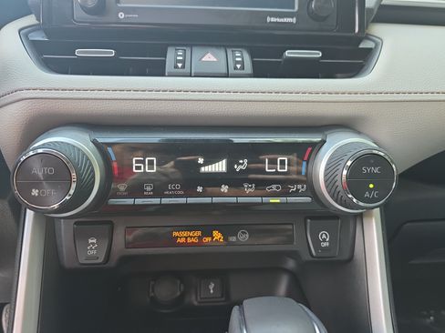 Used 2022 Toyota RAV4 XLE Premium FWD image 23