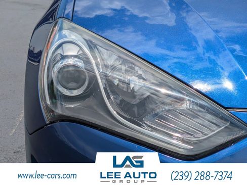 Used 2015 Hyundai Genesis 3.8 RWD image 9