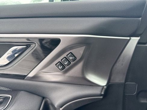 Used 2024 Subaru Outback Limited XT image 17