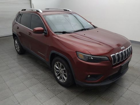 Used 2020 Jeep Cherokee Latitude Plus w/ Comfort/Convenience Group FWD image 13