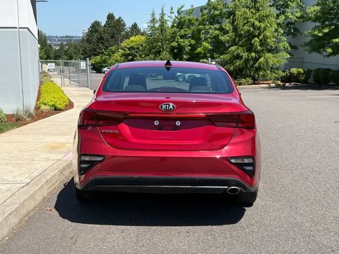 Used 2021 Kia Forte LXS FWD image 5