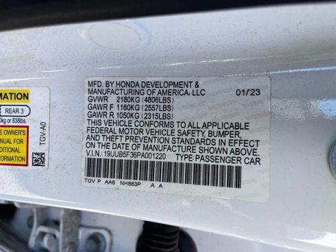 Used 2023 Acura TLX image 11