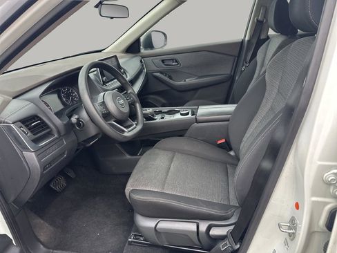 Used 2021 Nissan Rogue S image 10