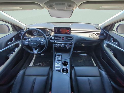Used 2022 Genesis G70 2.0T RWD image 10