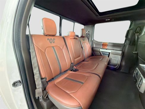 Used 2018 Ford F150 King Ranch w/ Equipment Group 601A Luxury AWD/4WD image 27