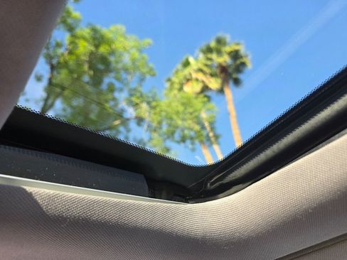 Used 2016 Honda Accord EX-L image 8