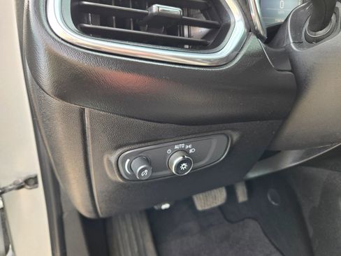 Used 2019 Chevrolet Equinox LT image 35