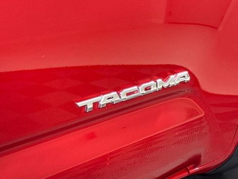 Certified 2022 Toyota Tacoma TRD Off-Road w/ Technology Package image 19