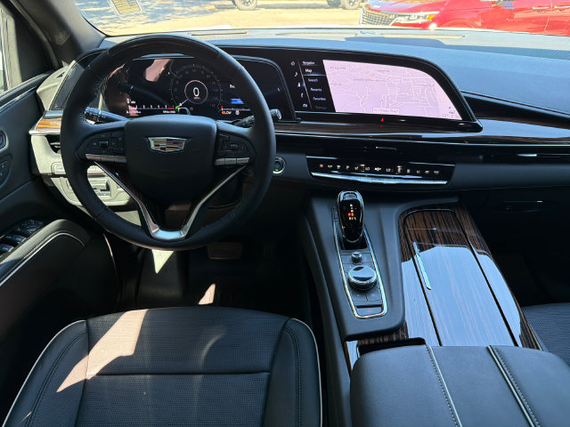 Used 2024 Cadillac Escalade Premium Luxury w/ Performance Package AWD/4WD image 22