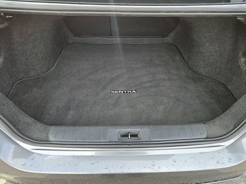 Used 2023 Nissan Sentra SV FWD image 11