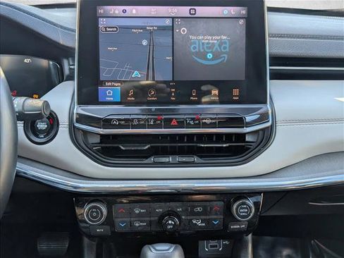 Used 2022 Jeep Compass Limited w/ Elite Group image 15