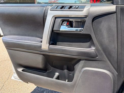 Used 2022 Toyota 4Runner TRD Sport w/ Technology Package RWD image 46