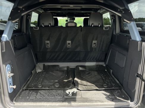 Used 2023 Ford Bronco Raptor AWD/4WD image 32