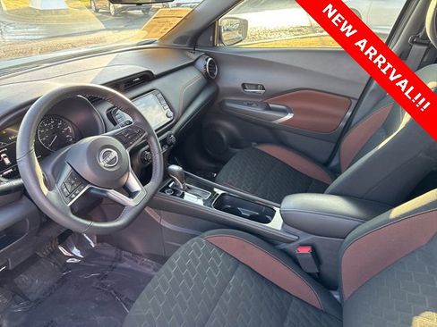 Certified 2024 Nissan Kicks SR image 7
