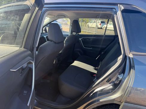 Used 2020 Toyota RAV4 LE w/ All Weather Liner Package AWD/4WD image 30