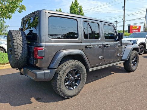 Used 2019 Jeep Wrangler Unlimited Sahara w/ Quick Order Package 24M Moab AWD/4WD image 6