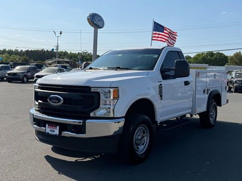 Used 2021 Ford F250 XL w/ Power Equipment Group AWD/4WD image 8