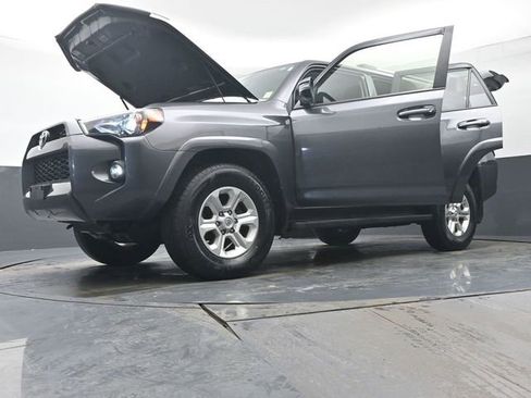 Used 2019 Toyota 4Runner SR5 Premium image 46