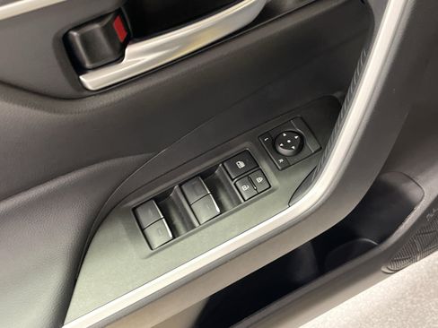 Certified 2025 Toyota RAV4 XLE w/ Convenience Package FWD image 15
