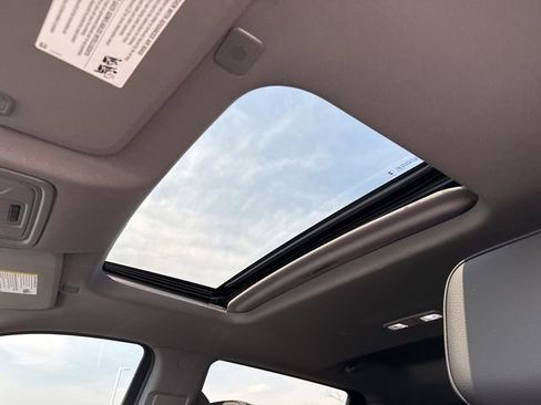 Certified 2024 GMC Sierra 1500 Denali image 19