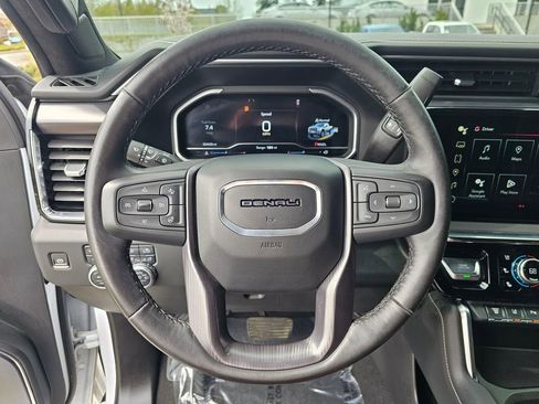 Used 2024 GMC Sierra 3500 Denali Ultimate AWD/4WD image 21