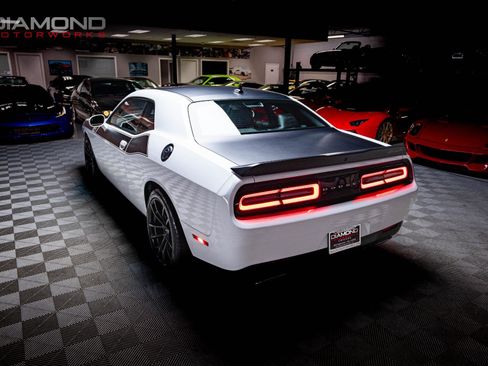 Used 2023 Dodge Challenger R/T w/ T/A Package image 53
