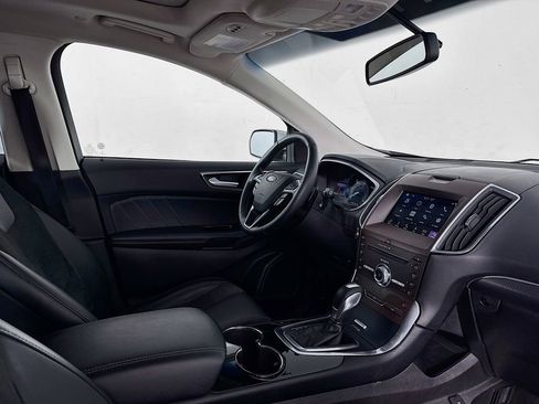 Used 2017 Ford Edge Sport w/ Technology Package image 34