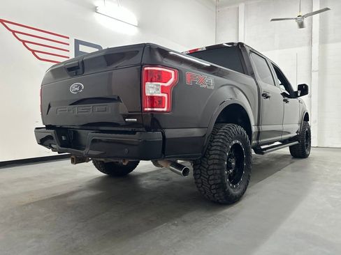 Used 2018 Ford F150 XLT w/ Equipment Group 302A Luxury AWD/4WD image 9