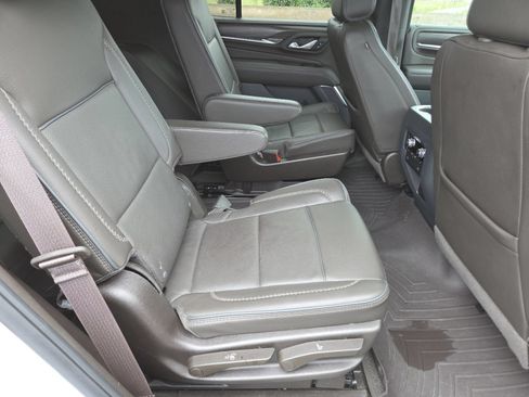 Used 2024 GMC Yukon Denali AWD/4WD image 26