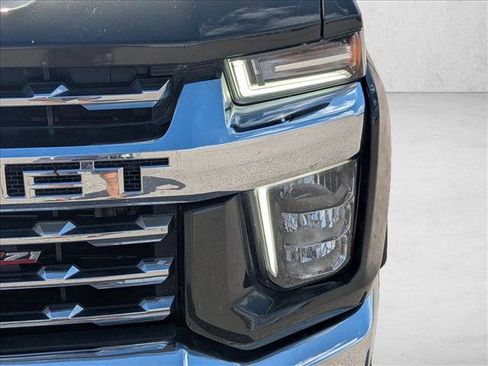 Used 2022 Chevrolet Silverado 2500 LTZ w/ LTZ Plus Package AWD/4WD image 9