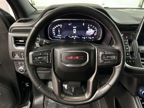 Used 2023 GMC Yukon XL AT4 w/ AT4 Premium Package AWD/4WD image 13