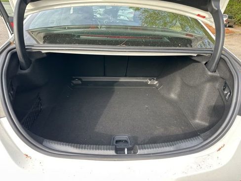 Used 2024 Mercedes-Benz C 300 Sedan image 14