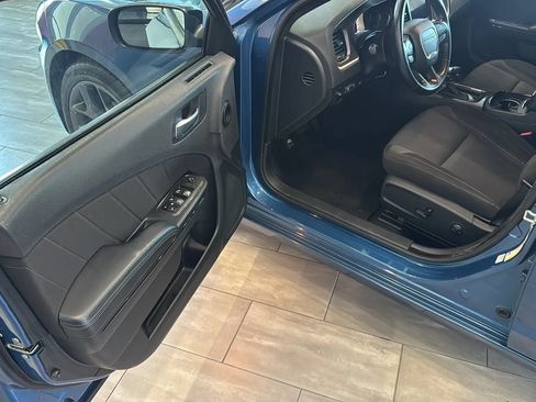 Used 2022 Dodge Charger SXT w/ Blacktop Package RWD image 27