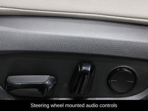 Used 2023 Lexus RX 350 w/ Accessory Package (Z1) image 21