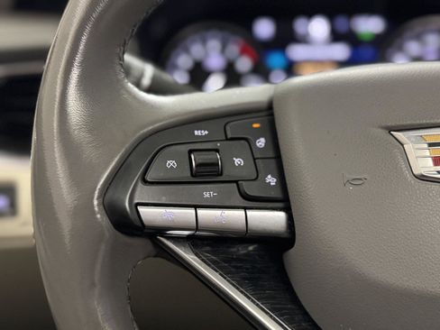 Used 2021 Cadillac XT6 Premium Luxury image 20