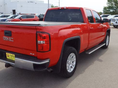 Used 2016 GMC Sierra 1500 SLE w/ SLE Value Package AWD/4WD image 7
