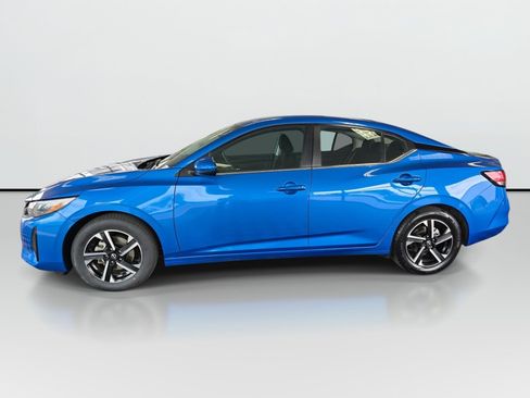 Used 2024 Nissan Sentra SV FWD image 6