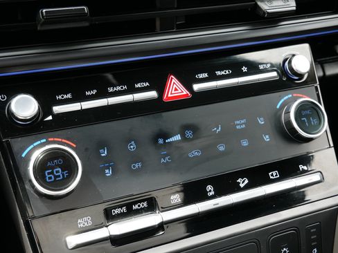 Certified 2025 Hyundai Santa Fe Calligraphy AWD/4WD image 22