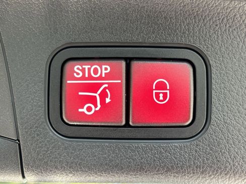 New 2026 Mercedes-Benz GLA 250 4MATIC image 25