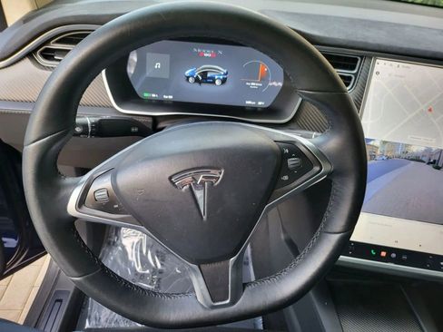 Used 2018 Tesla Model X 75D AWD/4WD image 22