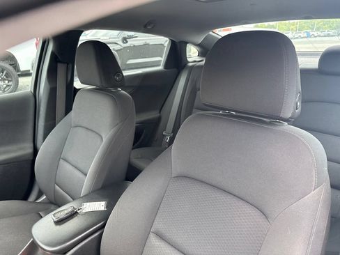 Used 2020 Chevrolet Malibu LS w/ LPO, Convenience Package 2 FWD image 3