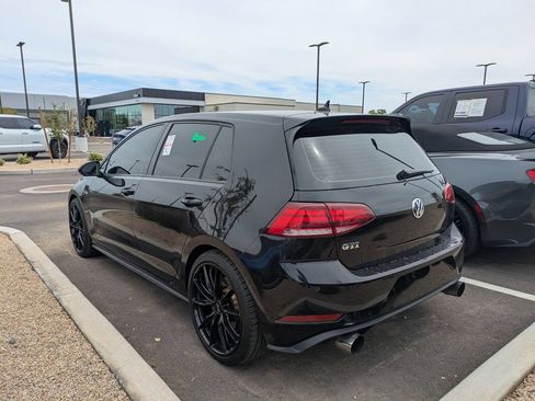Used 2018 Volkswagen GTI SE FWD image 4