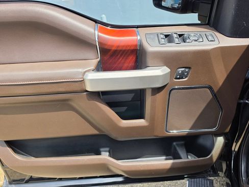 Used 2021 Ford F350 King Ranch w/ King Ranch Ultimate Package AWD/4WD image 5